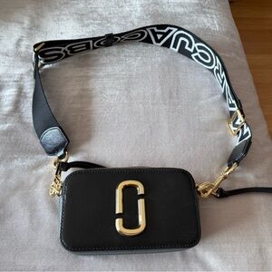 Marc Jacobs Black Crossbody Bag (Snapshot)